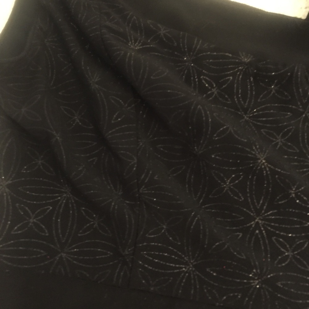 one shoulder little black dress 🚫sold🚫. - Picture 3 of 6
